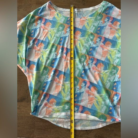 Time Machine Flowy top Size M - Picture 4 of 5